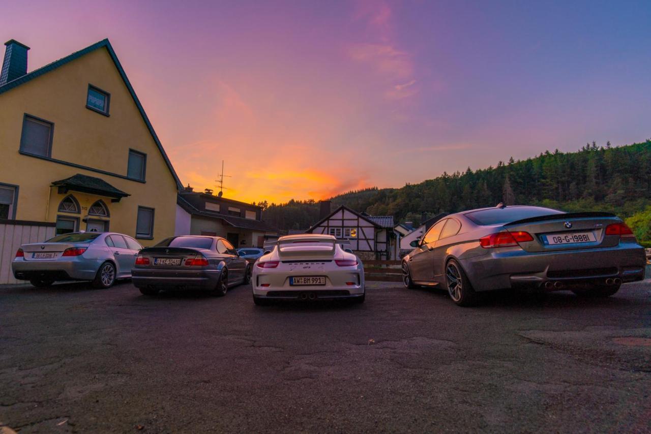 North Loop Rooms Adenau Exterior foto