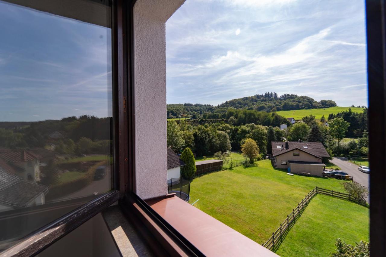 North Loop Rooms Adenau Exterior foto